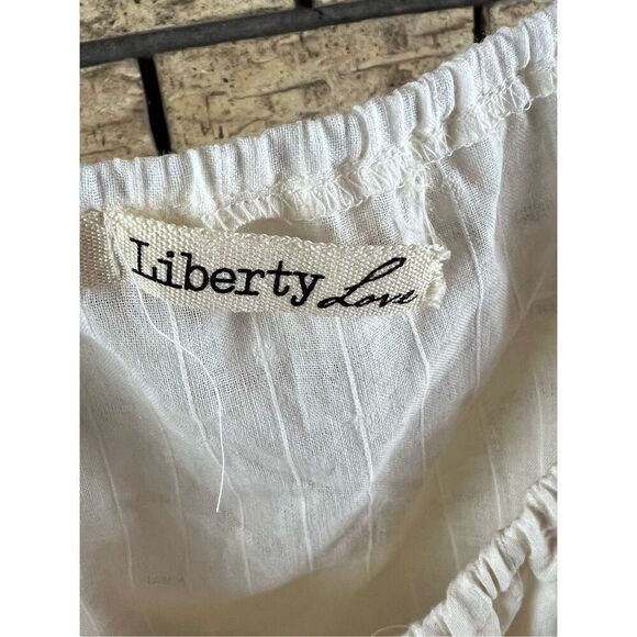 Liberty love tie front blouse‎ - Picture 2 of 7